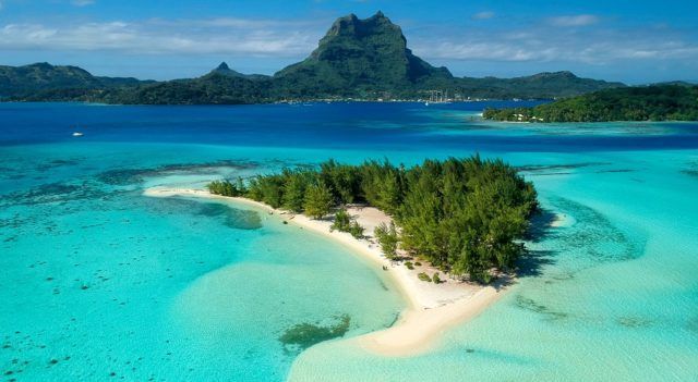 bora-bora-honeymoon-small-cruise-boat-640x351.jpg