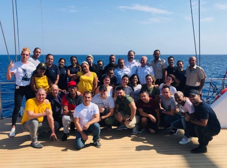 crew_msc_precioza_and_ms_panorama_-_onboard_ms_panorama_variety_cruises-1-768x569.jpg